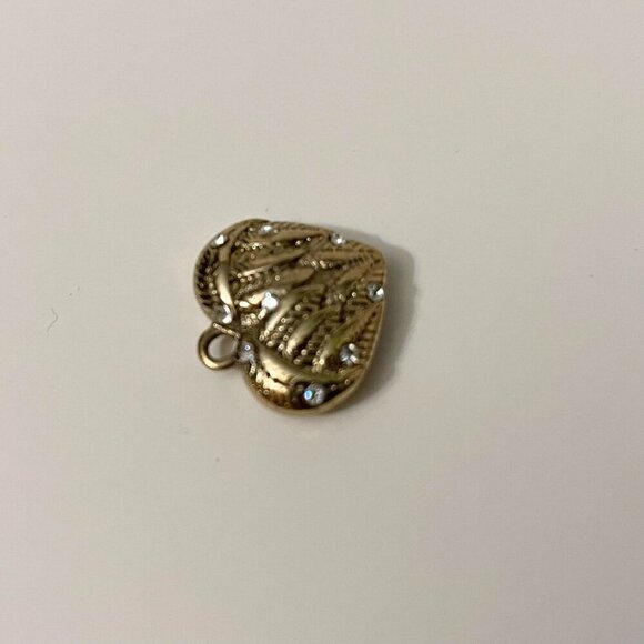 Betsey Johnson Heart Charm Pendant - Picture 8 of 10